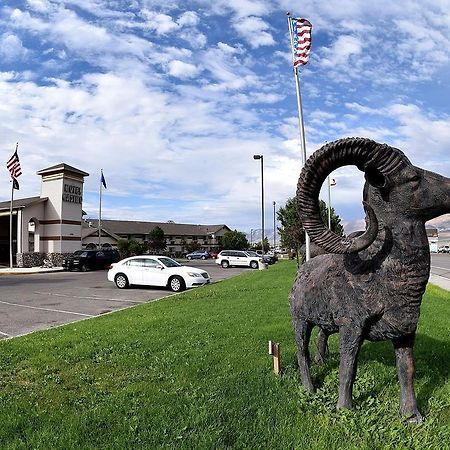 Prospector Hotel & Casino Ely Exterior photo
