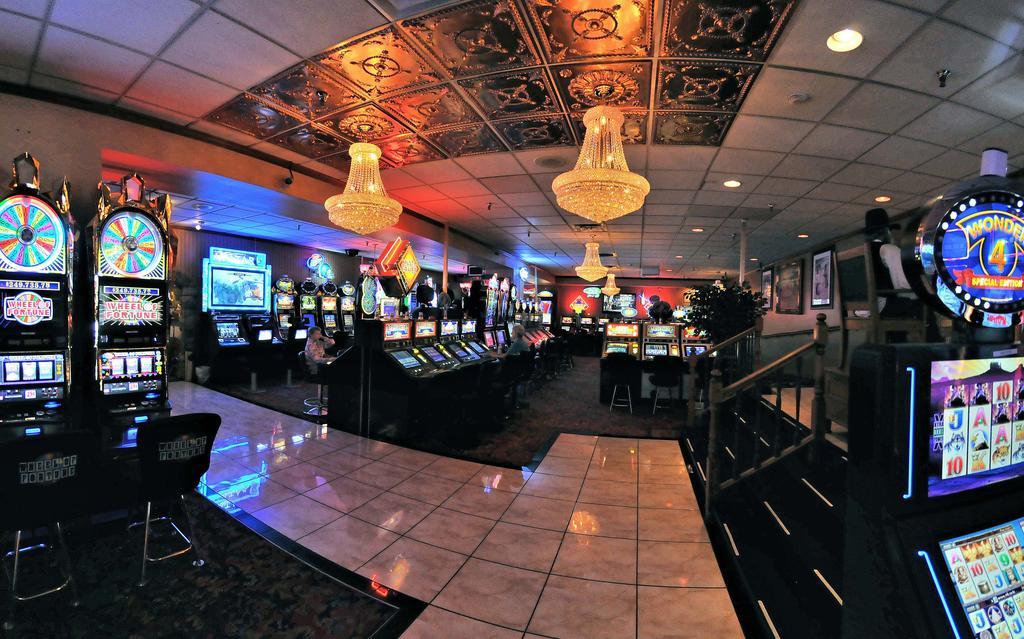 Prospector Hotel & Casino Ely Exterior photo